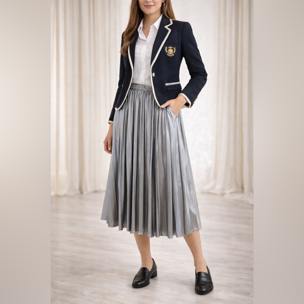 Suzy Shier - Silver Metallic Midi Pleated Skirt - S CO China